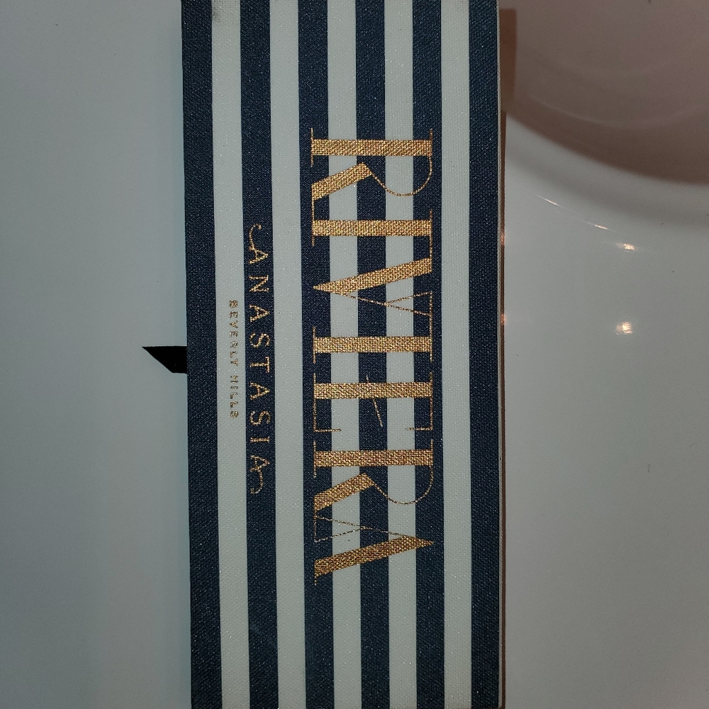 Anastasia Beverly Hills Riviera Palette